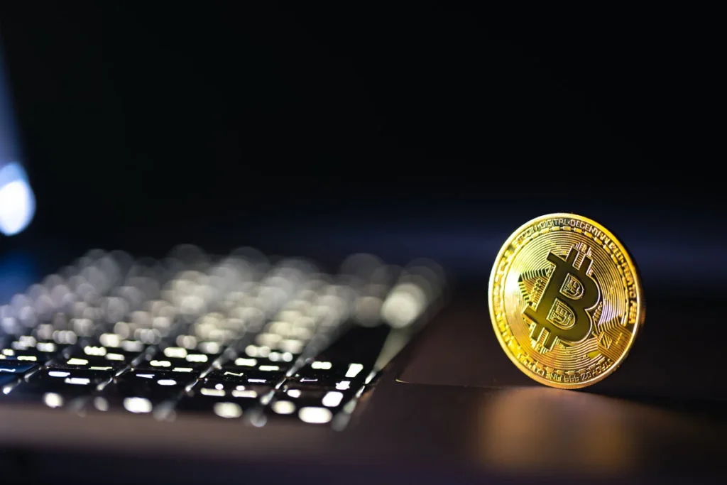 Dropshipping vs crypto 2026 — comparaison complète pour débutants Starteco